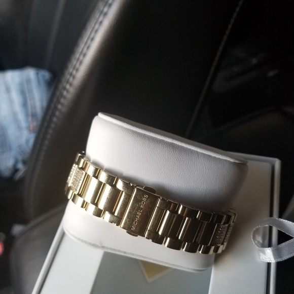 MICHAEL KORS WATCHE - Picture 3 of 7